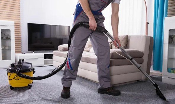 residential house cleaning Coral Springs living room